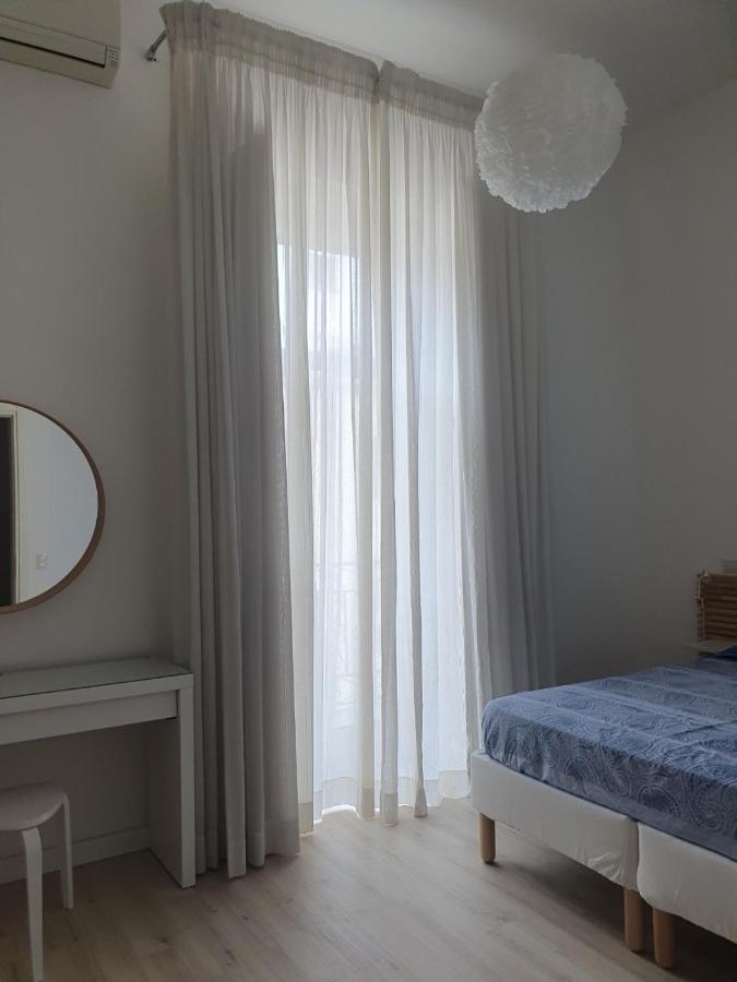 Papiro Blu Apartment Salerno Luaran gambar